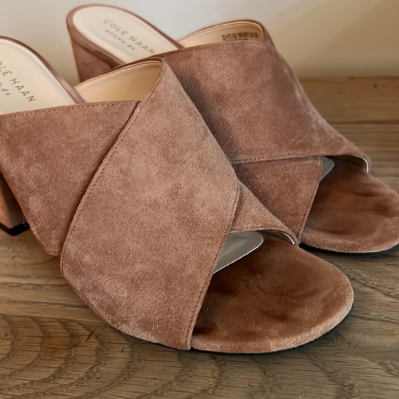 Cole Haan tan suede cross sandals - Picture 4 of 6